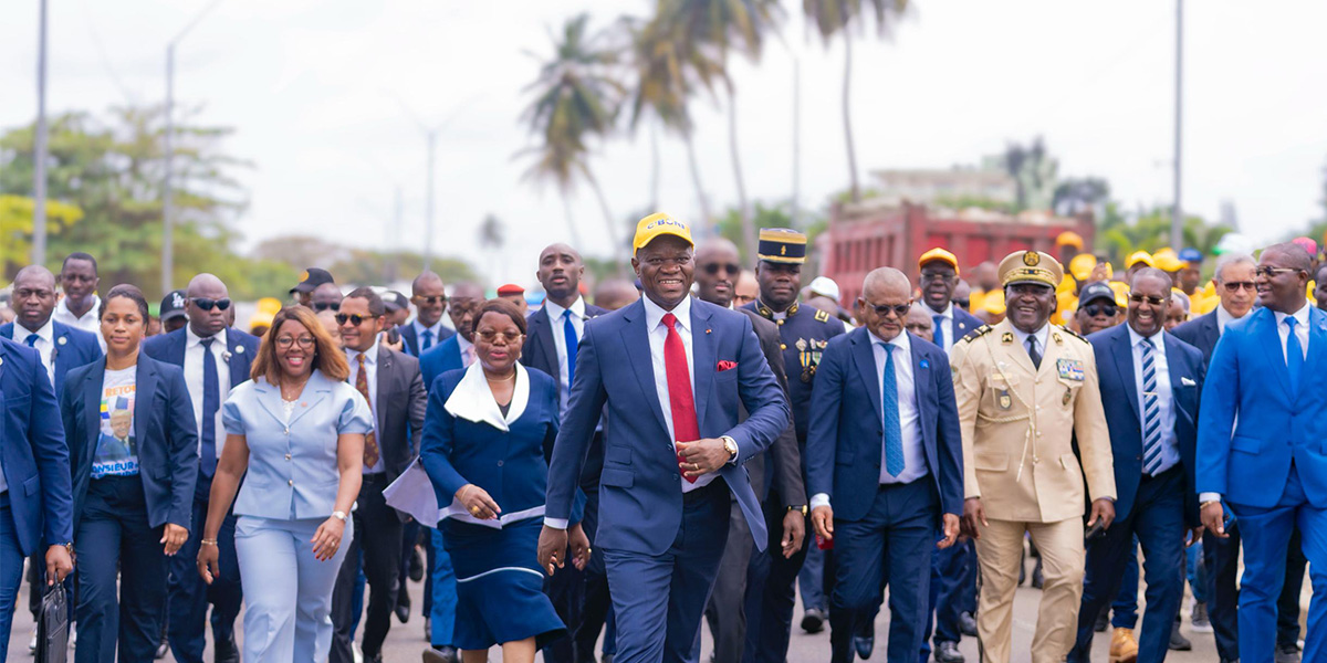 Retour triomphal du Président Brice Clotaire OLIGUI NGUEMA après le sommet USA-Afrique
